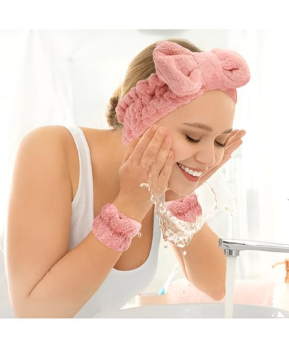 3 Pieces Kiss Lovely Wrist Strap – Face Wash Headband And Wristband Set Soft Spa (random Color)