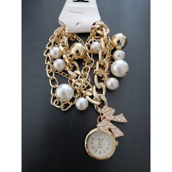 Stylish Luxury Pearls Bracelet Women’s Wrist Watch