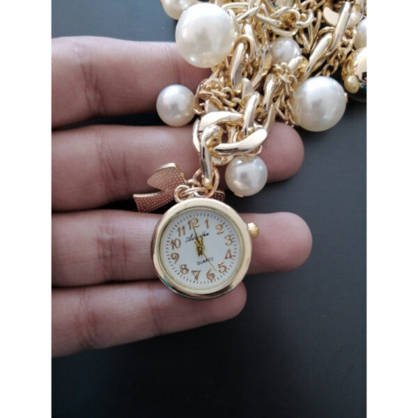 Stylish Luxury Pearls Bracelet Women’s Wrist Watch - Image 2