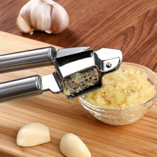 Eco-Friendly Stainless Steel Manual Operate Garlic Press - Image 5