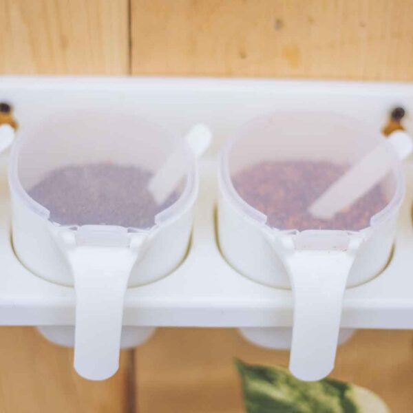4 In 1 Beautiful Chilli Spice Rack Wall Hanging Kitchen Tool - Image 4